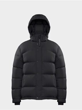 Aritzia women’s  Black Hooded super puff climate